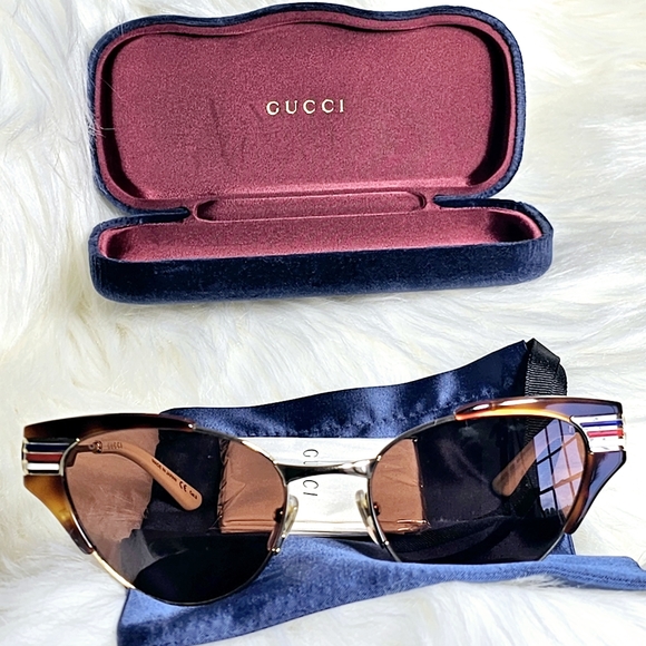 Gucci Sunglasses GG0522S - Picture 8 of 13